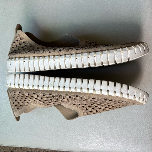 Ilse Jacobsen Tan Tulip Scallop Pattern Laser-Cut Slip-on Loafer Size 39 EU/9 US - Picture 4 of 11